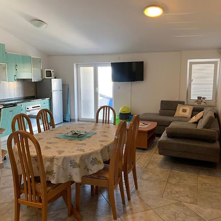 Apartmani Auer Pjescana Uvala Zewnętrze zdjęcie
